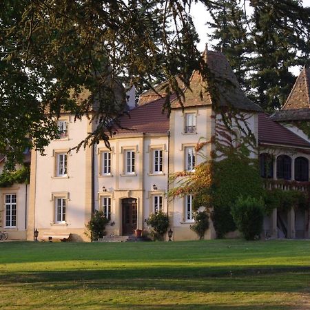 Bed and Breakfast Domaine Des Grands Cedres Cordelle Екстер'єр фото