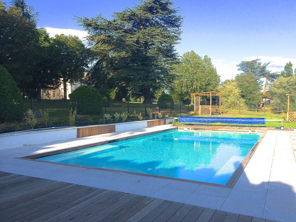 Bed and Breakfast Domaine Des Grands Cedres Cordelle Екстер'єр фото
