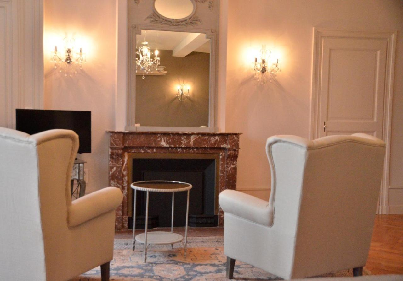 Bed and Breakfast Domaine Des Grands Cedres Cordelle Номер фото